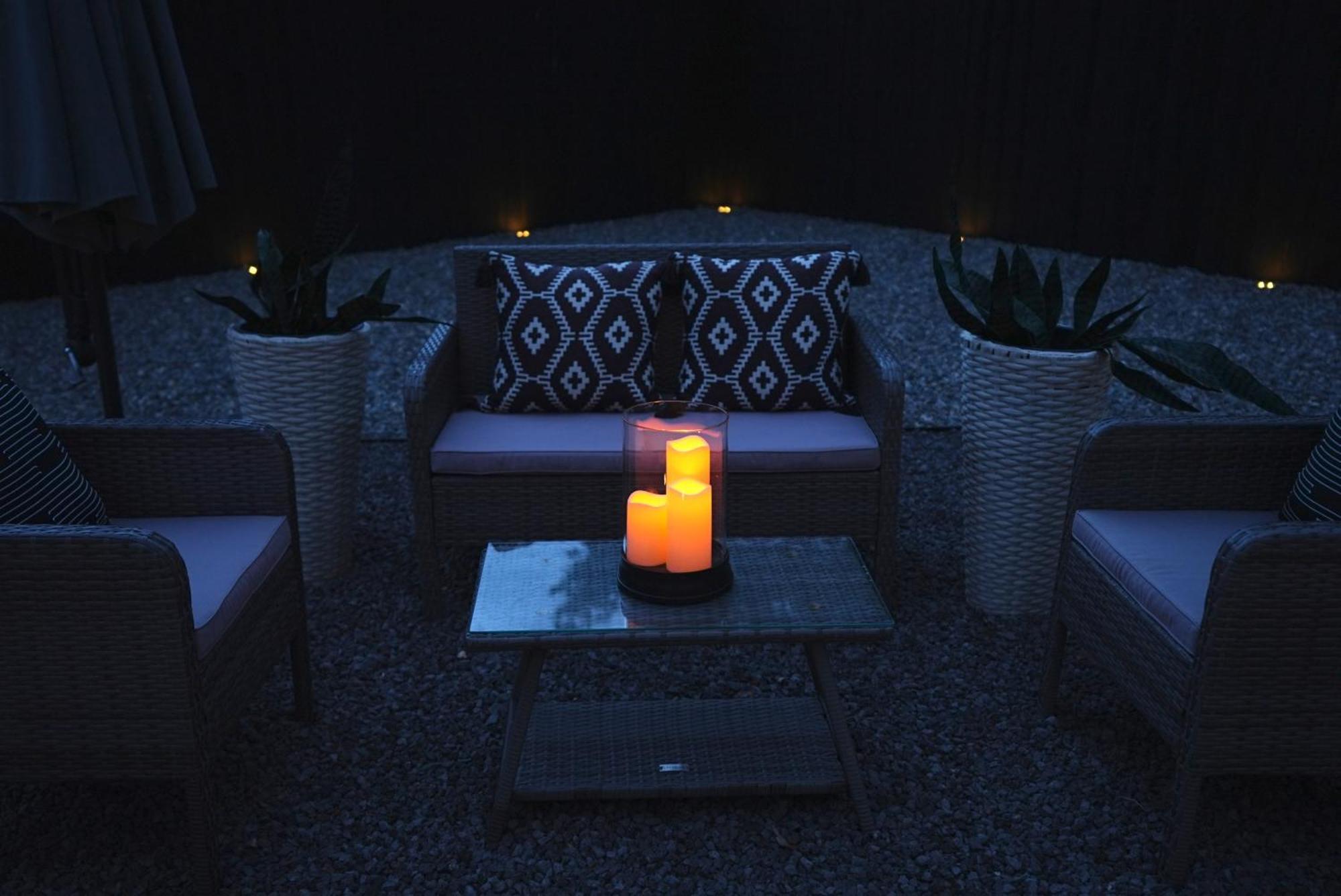 Centrally Located! Remodeled! Huge Backyard! The White House Albuquerque Buitenkant foto