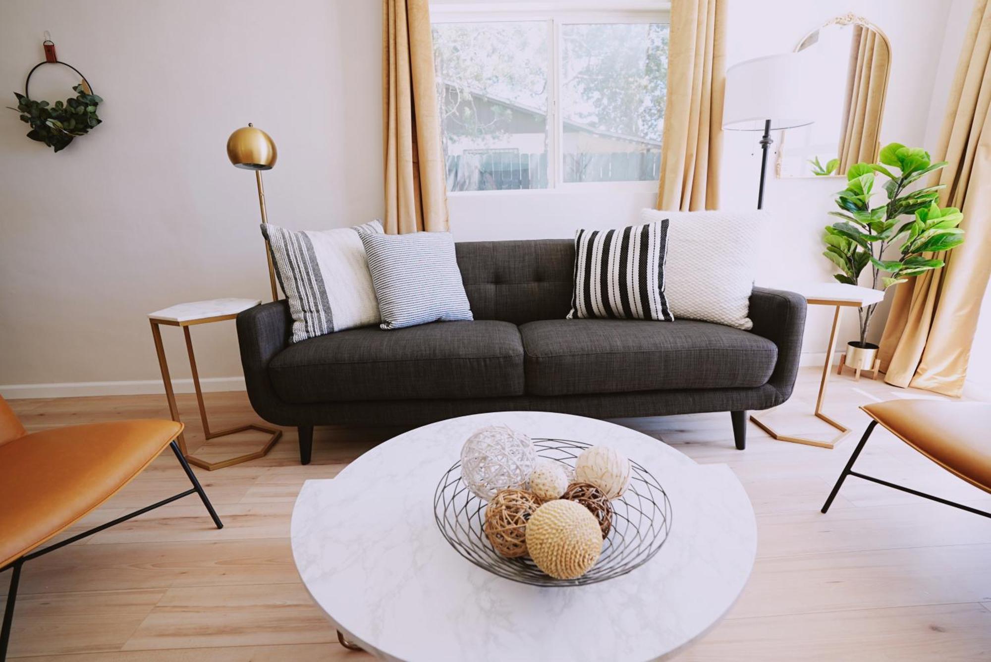 Centrally Located! Remodeled! Huge Backyard! The White House Albuquerque Buitenkant foto